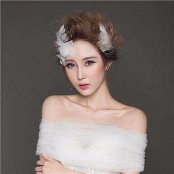 韩式婚纱照新娘发型推荐 简单又唯美的发型