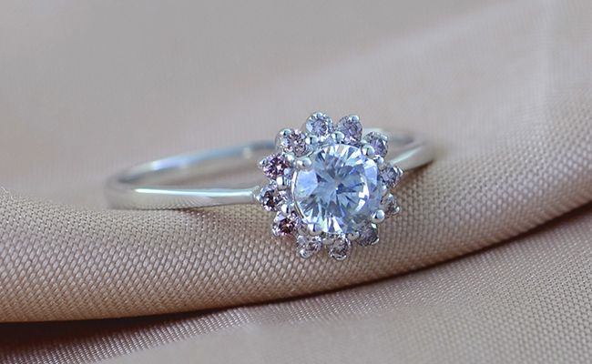 求婚什么戒指更感动 乐维斯求婚戒指定制