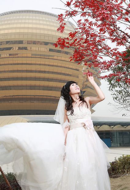 掌握角度拍出上镜婚纱照