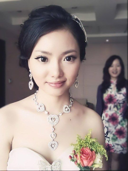新娘跟妆前后要注意哪些问题