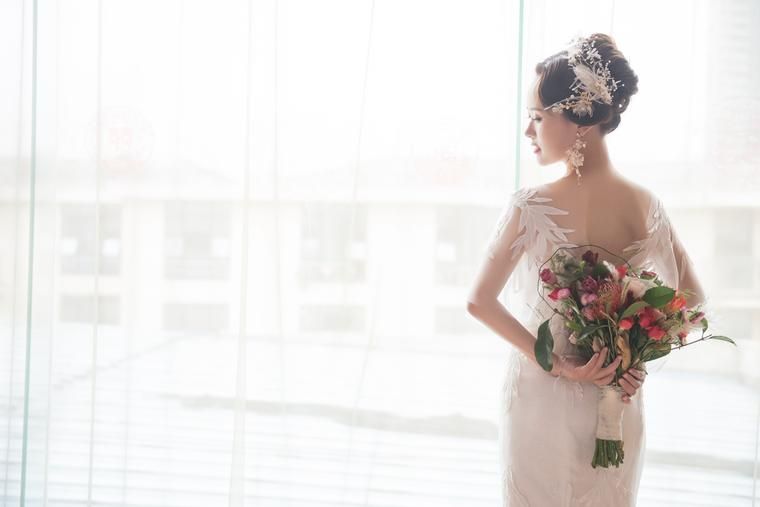 女儿结婚宴会请柬范文 父母嫁女儿请帖范本