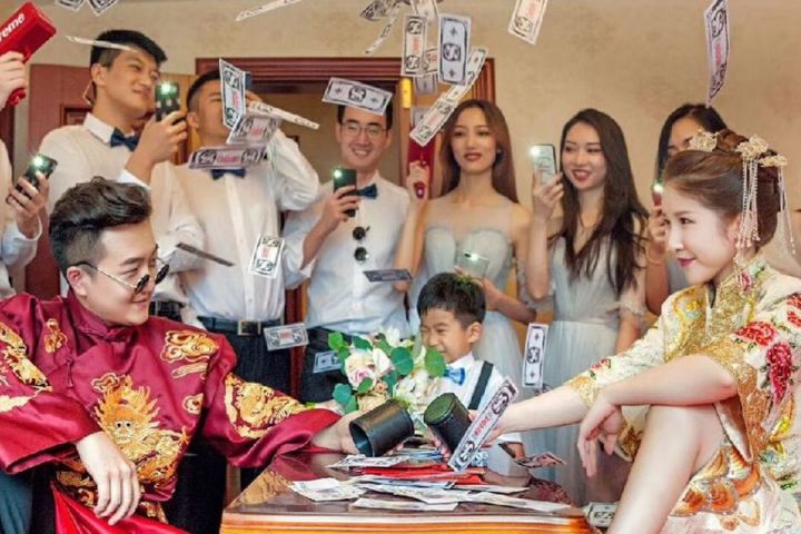 冬天婚礼伴娘礼服怎么样选？