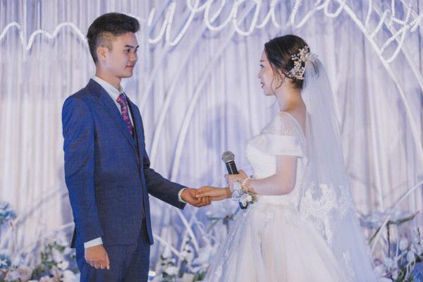 新娘结婚典礼致词感人温馨