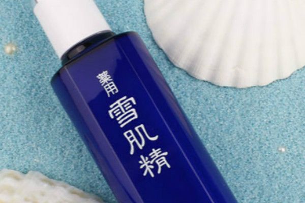 精华水和爽肤水的不同