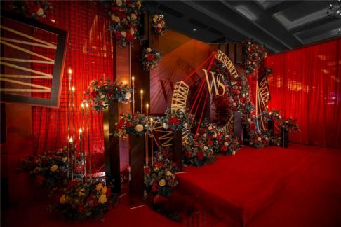 仅售11999元 婚庆套系 仅售11999元 婚庆套系