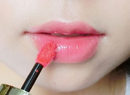 口红和唇釉哪个实用 菜鸟买口红还是唇釉好