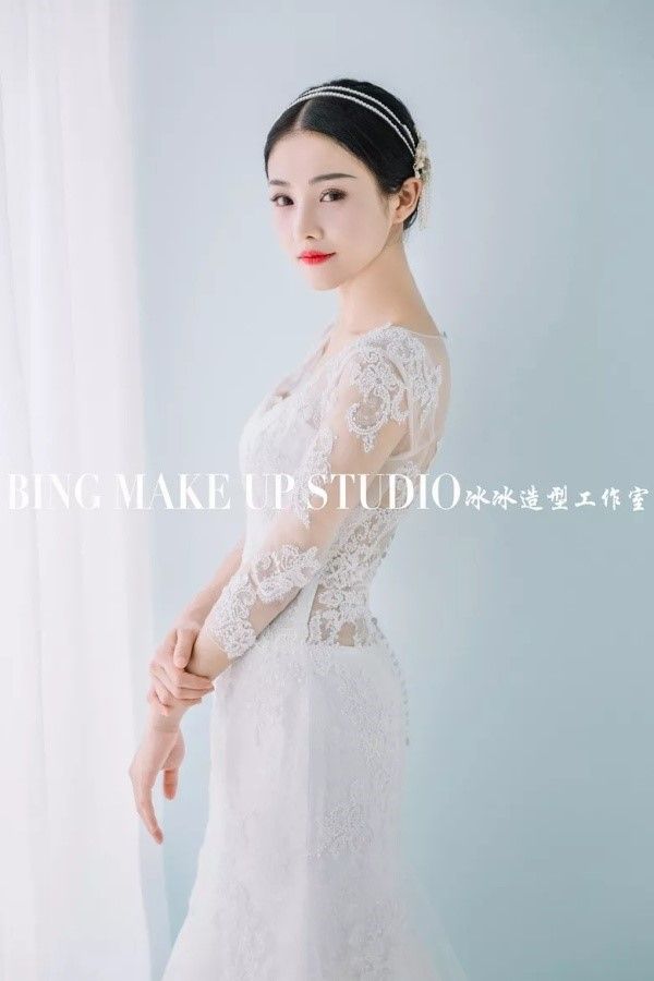 婚纱头饰造型图片大全