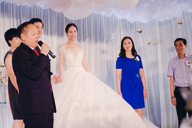 婚礼父亲简短大气致词男方