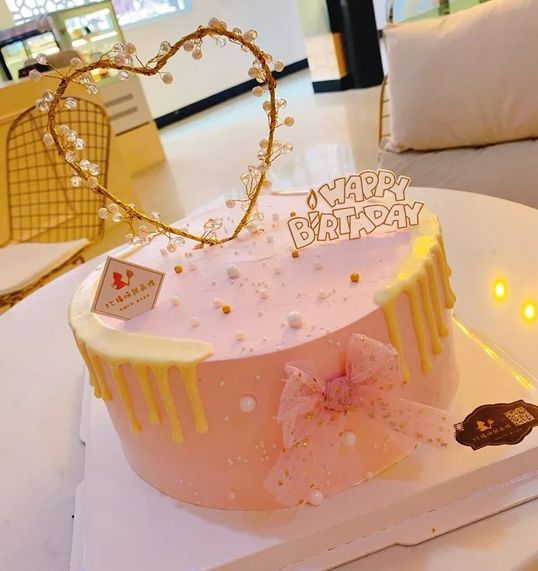 浪漫蛋糕图片送老婆 25张2019最时尚蛋糕图片
