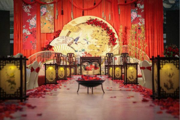 中式结婚典礼现场布置成效图 古色古香的中式结婚典礼如何解决
