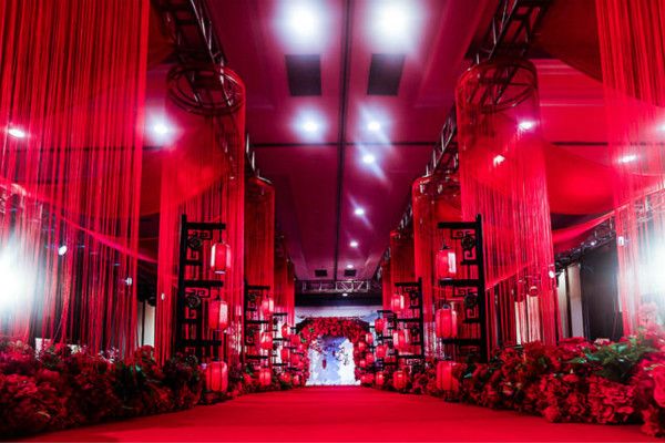 中式结婚典礼现场布置成效图 古色古香的中式结婚典礼如何解决