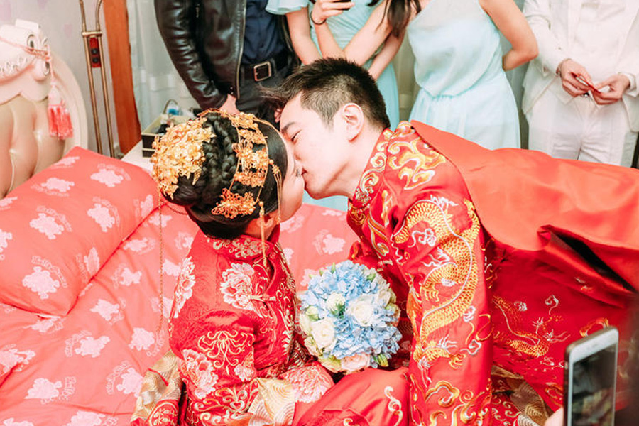 拍婚纱摄影女方该出钱吗
