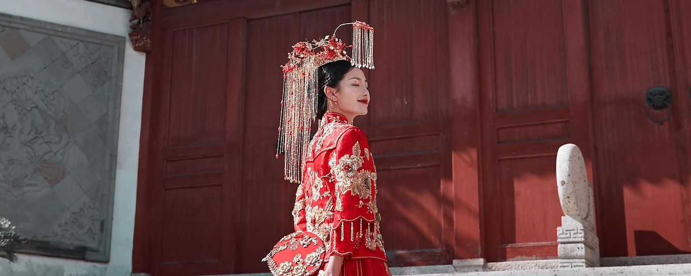 闺女出阁横幅如何写